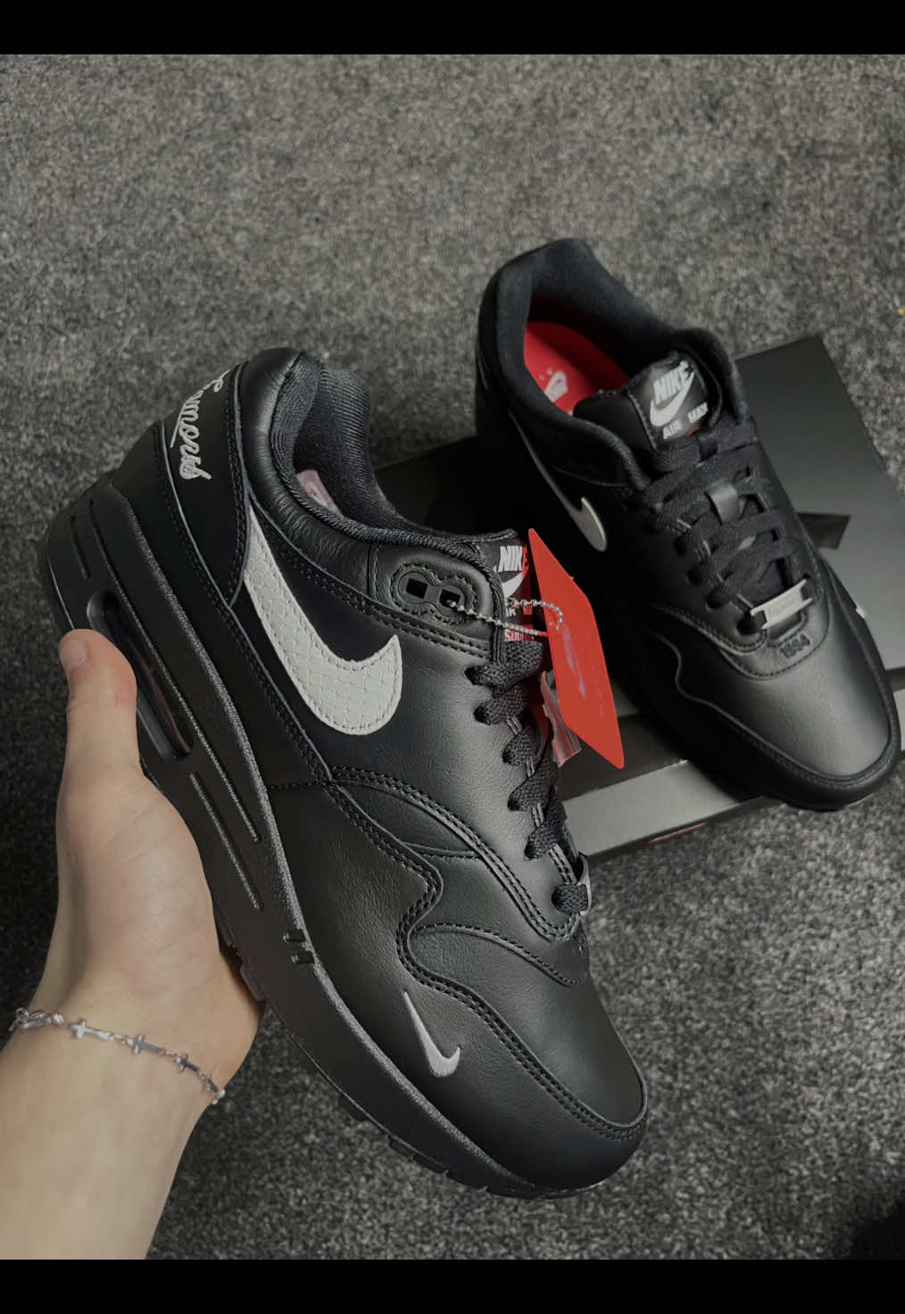 Supreme x Airmax 1 ‘87 SP 🖤 New release! Opinions on this pair? #supreme #fyp #airmax1 #collab #trending #newrelease 