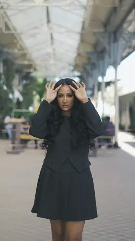 We have Premium human Hair  @Edil✨  @Razelfilms 