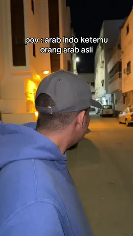 gw ga ngerti die ngomong ape