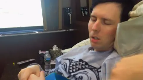 🤍                                                                  #danandphil #danhowell #phillester #phan #amazingphil #danisnotonfire #danandphilclips #fyp #phanclip #tour #tatinof #tourbus 