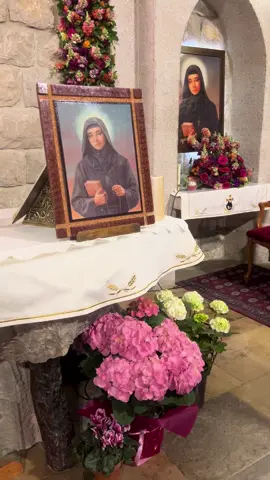 اليوم ليلة عيد القديسة رفقا 