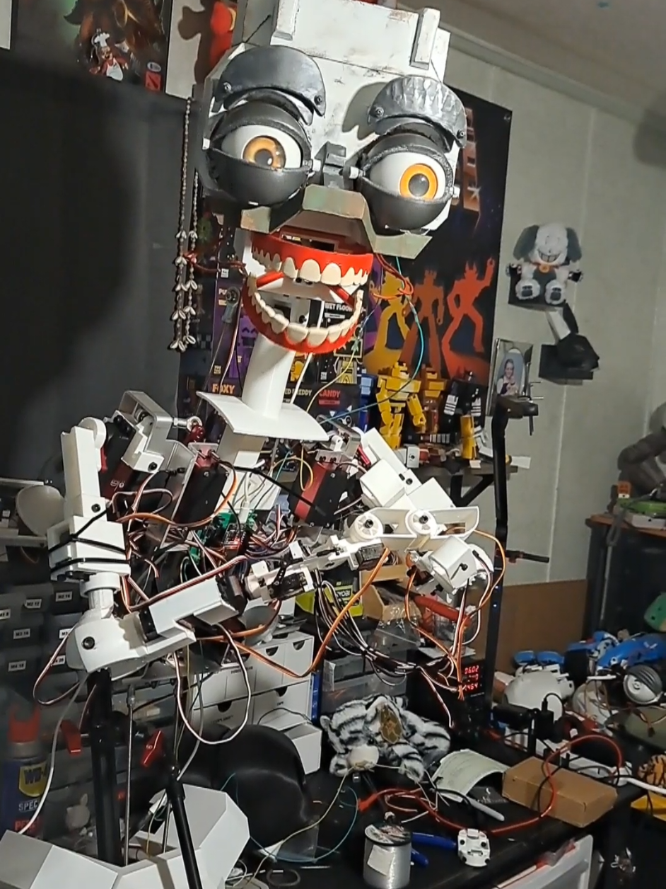 Mimic ask Me what it's purpose is#fnaf #fivenightsatfreddys #mimic #sotm #engineering #robot #3dprinting #arduino 