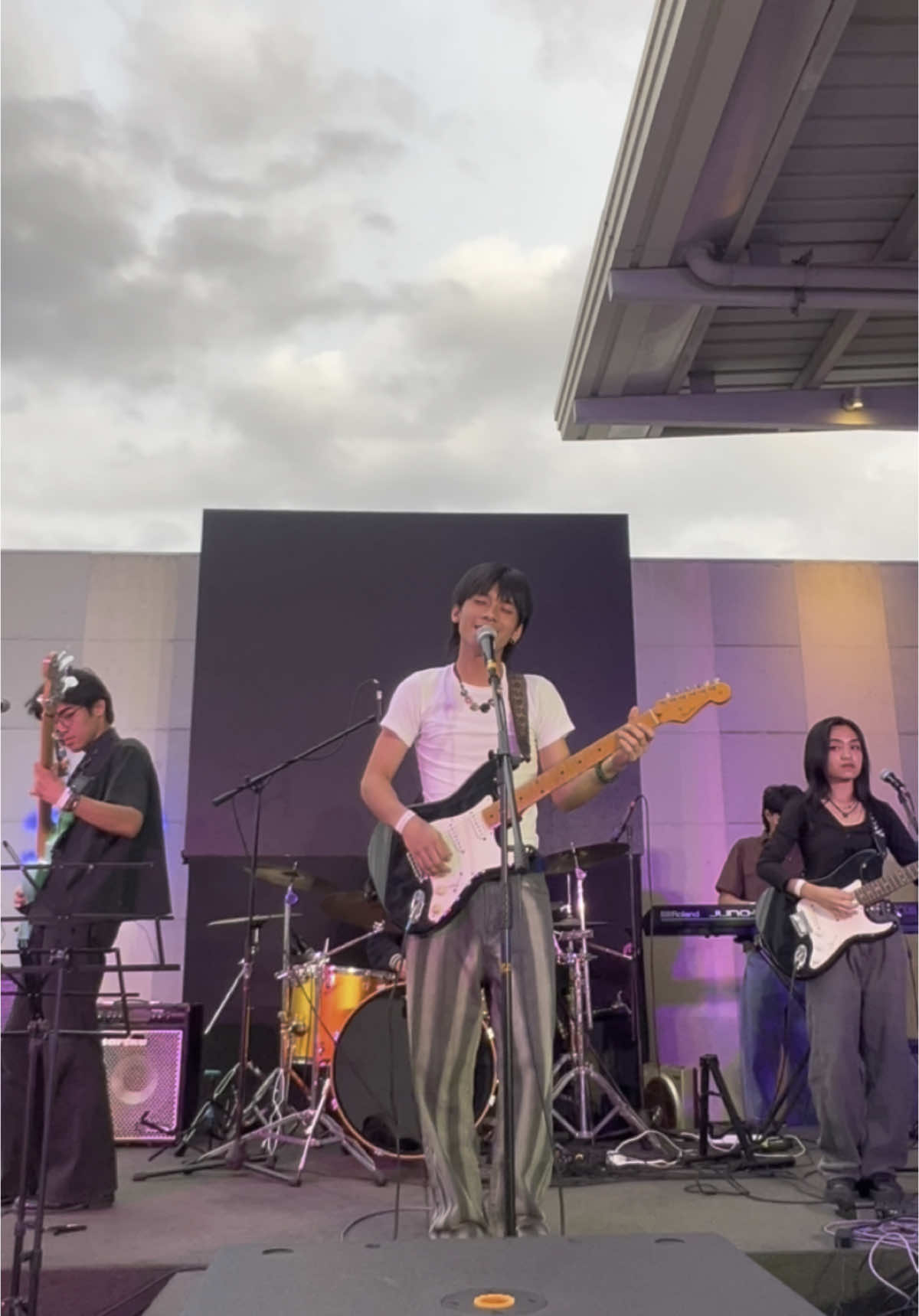 Sinong LSS sa “O Kay Tamis”? 🤭  #itallstartedinmay #itallstartedinmayband #universalrecordsph #glxytalentmanagement  @Universal Records Philippines 