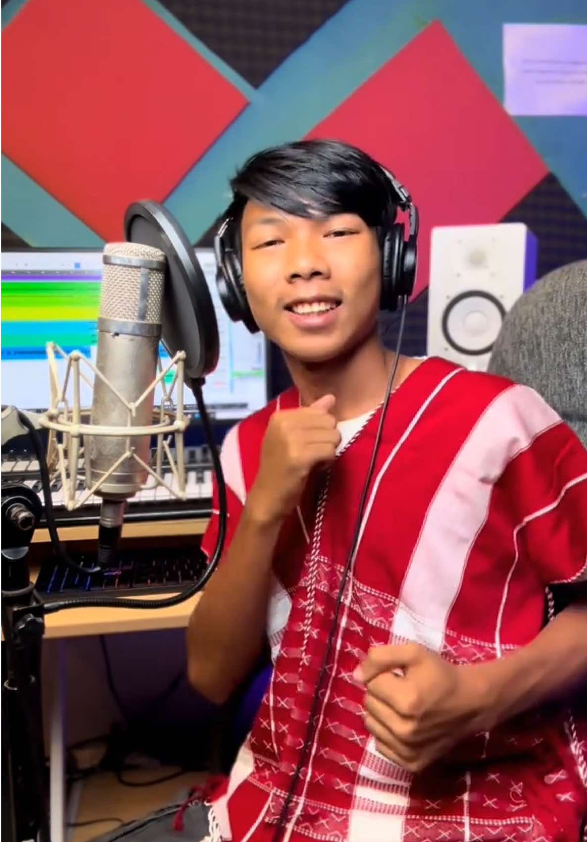 ဇွဲကပင်တောင်ပေါ်တက်မယ်🤪❤️#foryou #foryoupage 