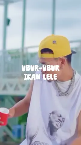 🎶 Ubur-ubur Ikan Lele #juanreza #jaczonseran #uburuburikanleleorangtimurtumanisle😎😇 #ombakpicapicaditanjung #viraltiktok #lagutimur #fyp #centrumstory 