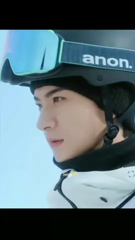 ini scene epic banget sumpahh.  Shanchoonggg lu keren bangett anjiirrr 😭🔥🔥 #skiintolove #cdrama #chinesedrama #estheryu #linyi #fypシ #foryou 