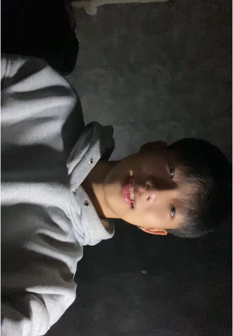 Nháp nữa nè #xh #traidep #fyp 