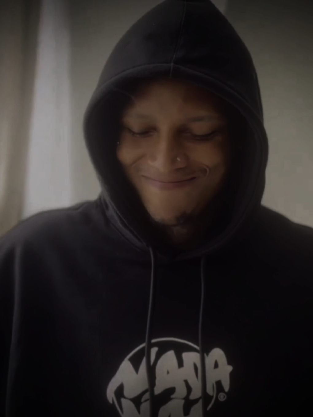 Eu Vivo no meu mundo 🌎 | Amor e Ódio - Alee ft. senndy @Alee #edit #fypppppppppppppp #alee #caos #explore 