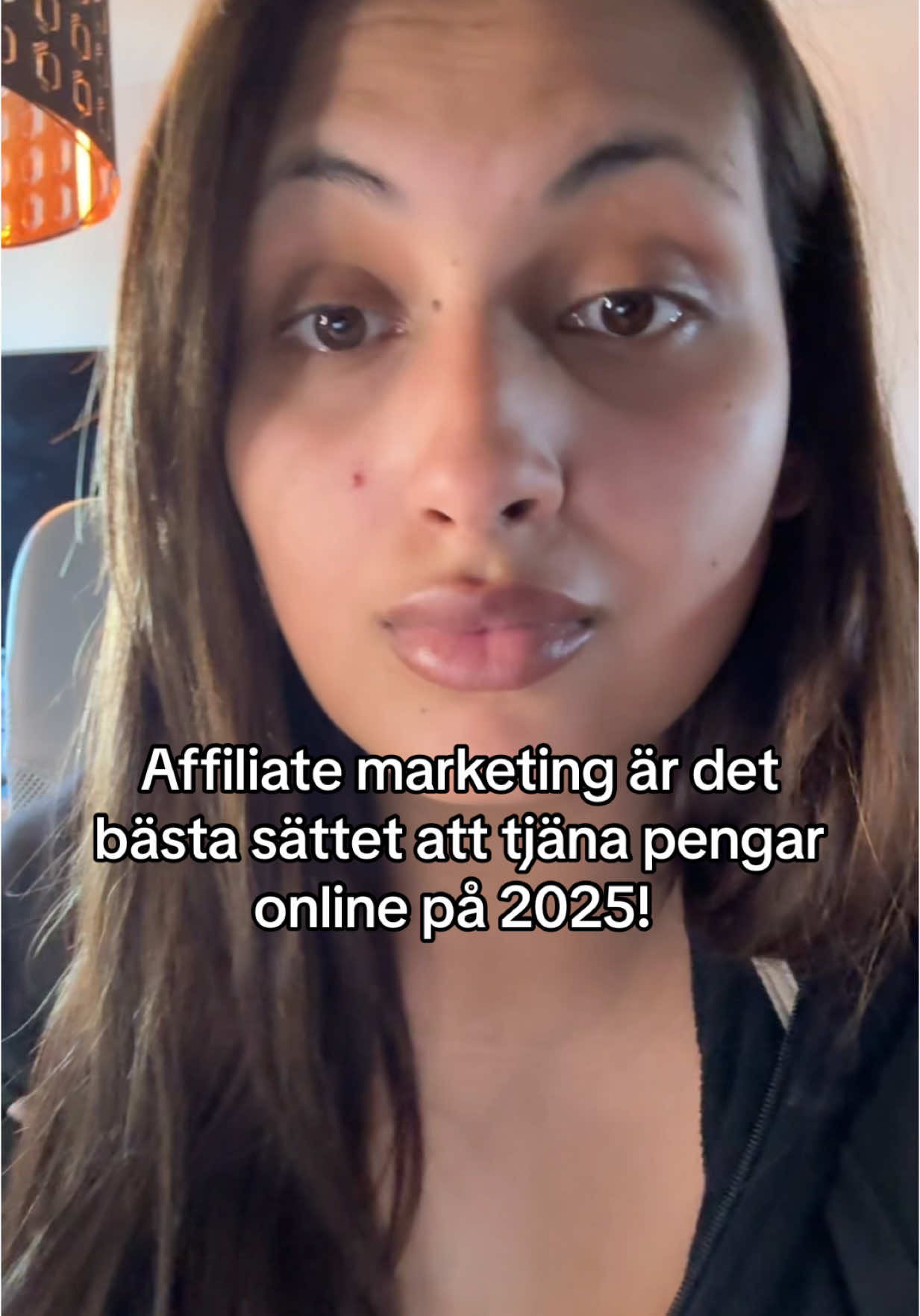 Kolla upp vilka företag som har affiliate program! Lär er om det! Det kommer vara det bästa valet du kommer ha tagit för dig själv ❤️  #tjanapengaronline #affiliatemarketing #jobbahemifrån 