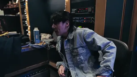 maghihintay sayo @AbjkMRstY #jungkook #bts #foryou 