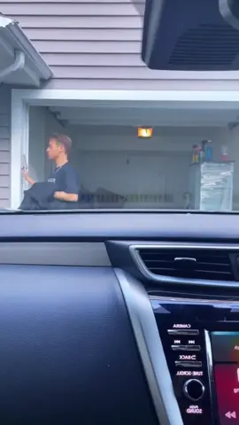 Air horn prank 😂#scarecam #scare #prank #funnyvideo #funny #prankvideo #viralvideo 