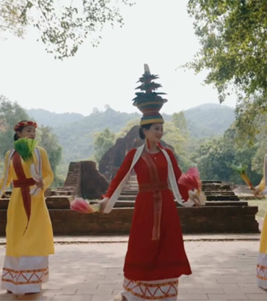 Nét Đẹp Cổ Kính Của Thánh Địa Mỹ Sơn - Quảng Nam . #hamutanran 