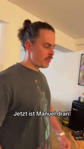 Ich glaube Bauer Hannes lebt gefährlich !! @Manuel Dichtl (insta: vanessa_liberte)