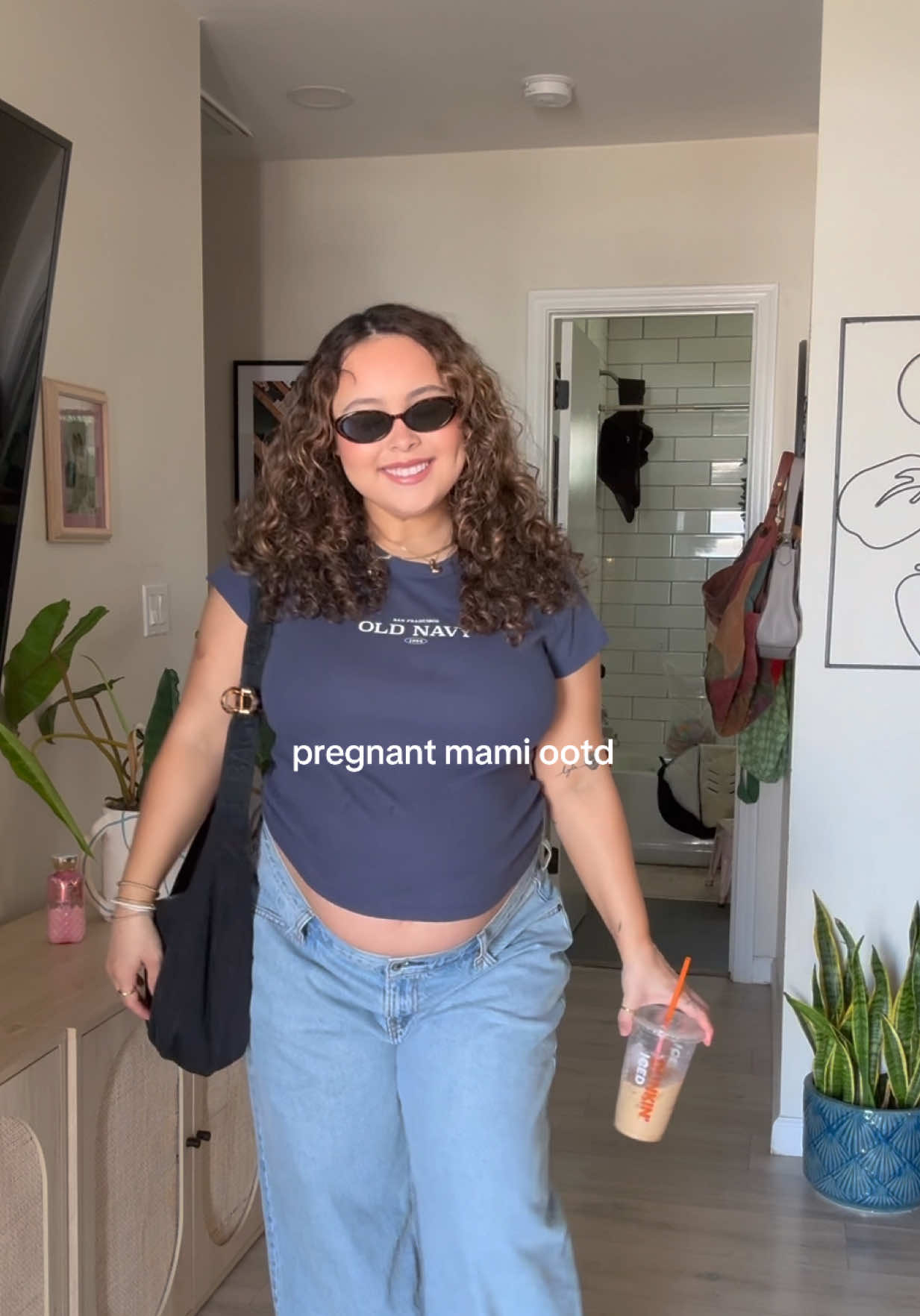 sunday fun day  #pregnant #thirdtrimester #OOTD #midsize #casual #fyp #curly #outfit #midsizefashion 