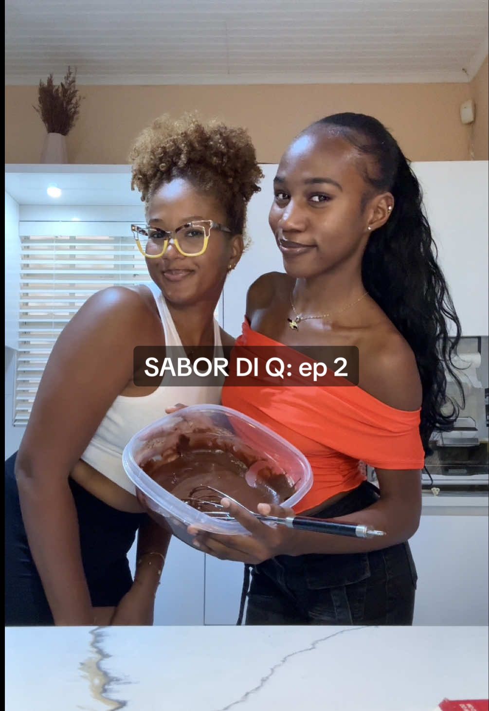 Sabor di Q ep 2: si bo no a yega di purba brownies di paki, bo ta missing out👀🤭 @𝙎𝙚𝙧𝙚𝙣𝙖 #curacao🇨🇼 #curacao #papiamentu #papiamentu🇨🇼🇧🇶🇦🇼 #papiamento🇦🇼 #papiamento #pabopagina🇨🇼 #korsou #korsou🇨🇼 #pizzarecipe #fyp #viral #productivevlog #dessert #minivlog #minivlogs #dayinmylifevlog #reelexplore #dayinthelife #curaçao #papiamentu #sabordiq #brownies #brownierecipe #bettycrocker #diydesserts 
