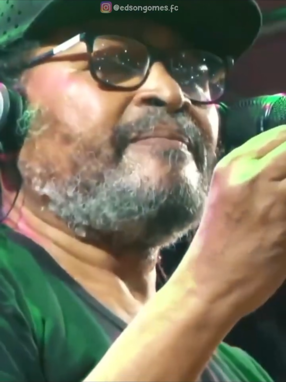 Edson Gomes - Traumas - Ao Vivo em Fátima, 2023. Sexo, bebedeira, drogas, luxúria (𝗔𝘀𝘀𝘂𝗻𝘁𝗼 𝗣𝗿𝗶𝗻𝗰𝗶𝗽𝗮𝗹). Uma juventude totalmente mal dirigida. #edsongomes #traumas #reggae #fyy 