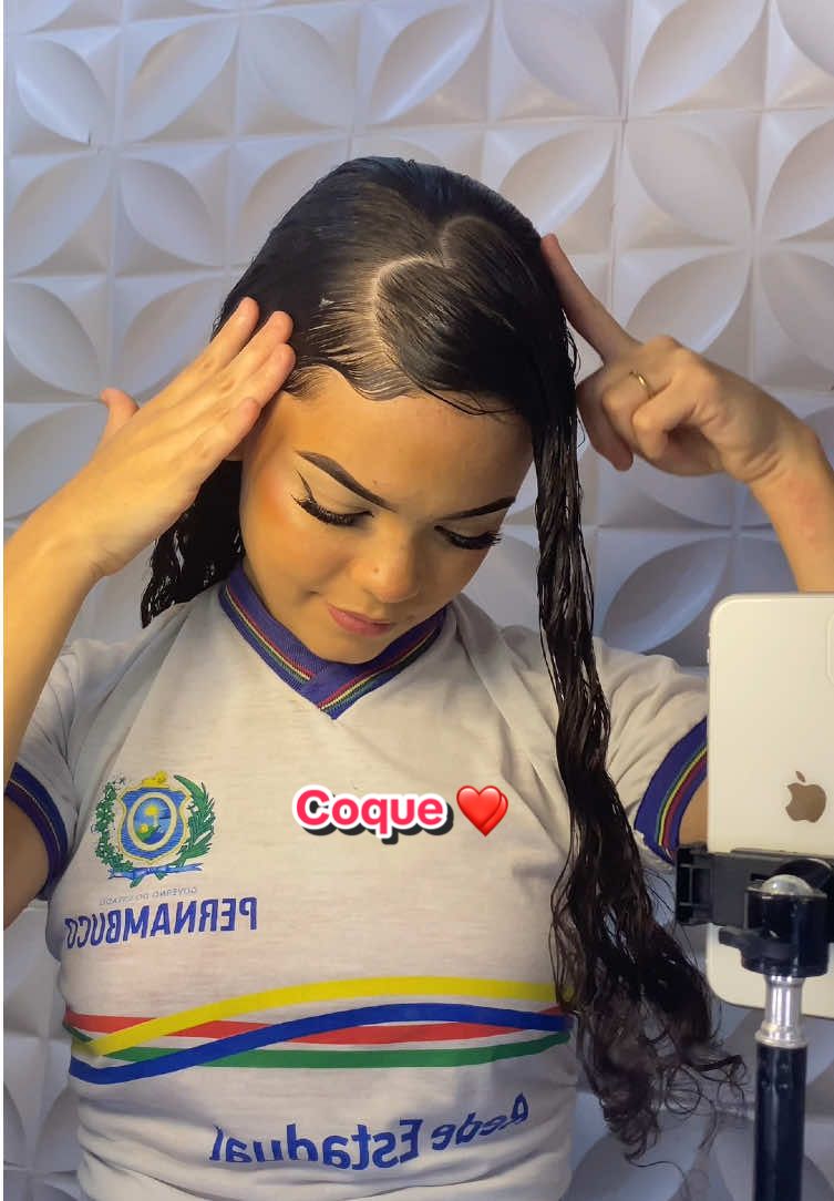 Fácil e rápido ❤️ . . . . . . . #escola #grwm #dayafter #penteado #cachos #cacheadas #creatorsearchinsights 