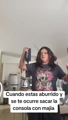 #paolobling #xbox360nostalgia #xboxconmajia #guitarhero3 #cloneherotiktoker #xboxseriesx #microsoft #videojuegos🎮 #nostalgia #retrogaming #gamerentiktok  #jugandovideojuegos Como jugar guitar hero con la 360