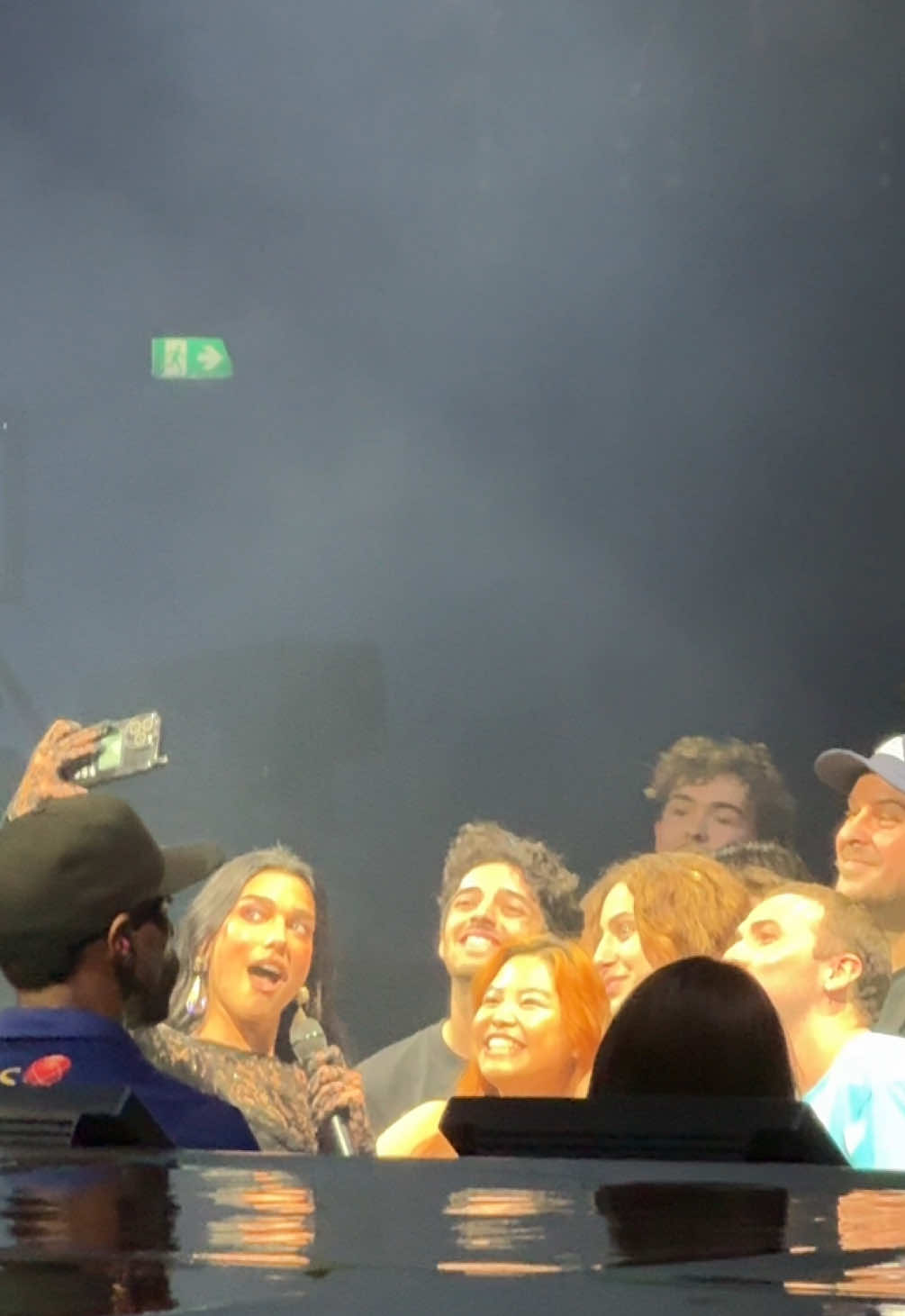 Dua Lipa meeting fans Melbourne n5 barricade walk @Dua Lipa @Team Dua HQ #dualipa #radicaloptimism 