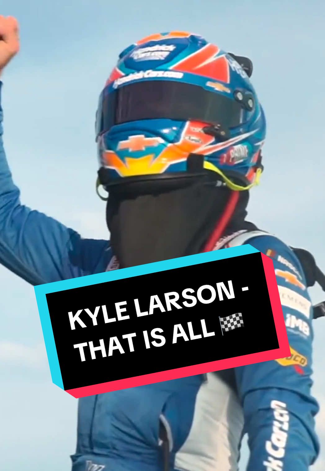 Kyle Larson with his first checkered flag of the 2025 season! 🏁 #NASCAR