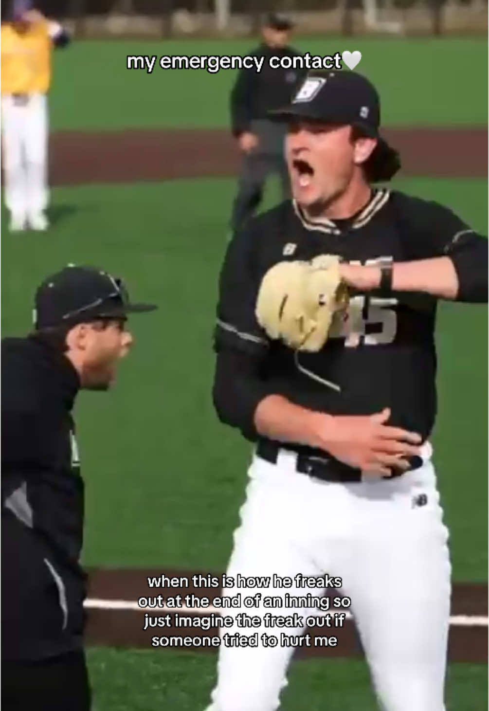 #emergencycontact #baseballboys #girlfriend #boyfriend 