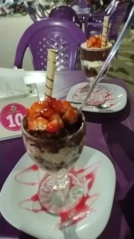 Noite de açaí 😋😁🚀