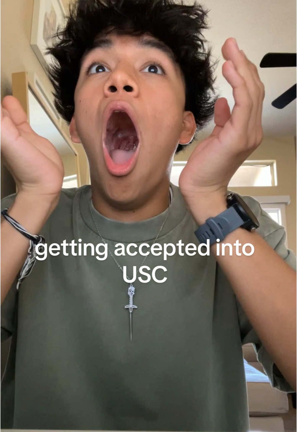FIGHT ON!!! ✌️#usc #college #collegeacceptance #ucla 