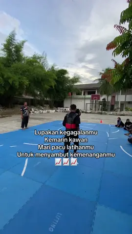 Gagal bukan berarti tidak akan pernah berhasil so tetap semangat kawan #jaguarteamacademy #atlet #pencaksilat 
