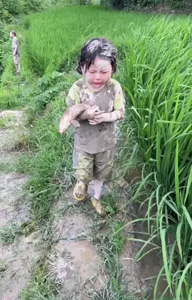 摇摇真可爱的😍😍#摇一摇 #摇一摇小肉包 #MemeCut #hottrends #babylove #yaoyiyao #小肉包🥩 