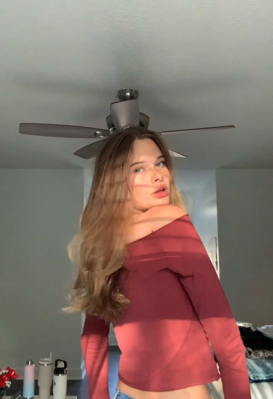 the infamous monroe bowles tik tok window and linh curled up in the corner of the room like L