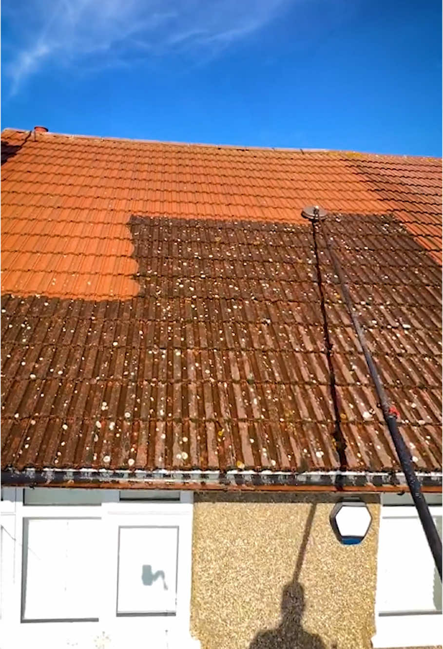 Cleaning Roof ASMR Videos 🏠🧹🚿🧽 #fyp #asmr #asmrvideo #satisfaction #satisfying #cleaning #satisfyingvideo #cleaningroof 