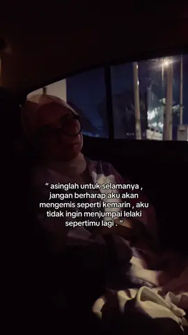 semoga kamu dipenuhi dengan rasa penyesalan .