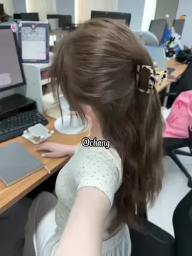 Màu này siu xinh luôn nè 🥑#mautochottrend2025 #mautochottrend #xuhuong #thuocnhuomtoc #nâutràlạnh 