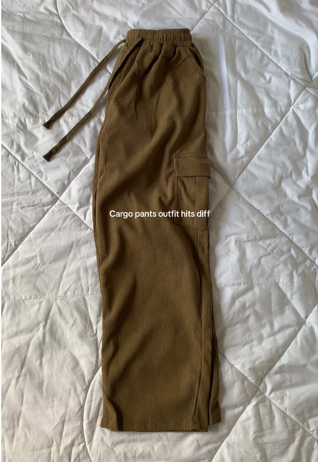 This high quality baggy cargo pants hits diff 🔥 ang angas ng style 🥹✨  #Cargopants #corduroypants #corduroycargo #corduroycargopants #baggypants #unisexpants #baggycargopants #tiktokhaul #tiktokfinds #tiktokbudol #outfit #outfitrecos #outfitrecommendation #OOTD #womenootd #womenoutfit #cooloutfitforwomen #fyp #foryou #baggypantsoutfit #outfitideas #TikTokFashion #bestpurchase #bestcargopants #musthave #highwaistpants 