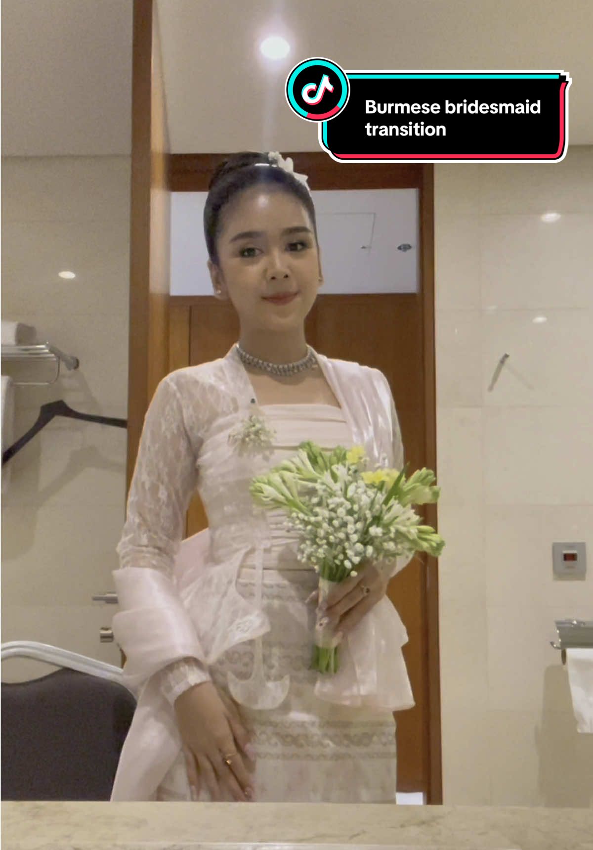 A quick transition take before entering to the ballroom 😅 #fyp #burmese #wedding #bridesmaids #phonethirikyaw 