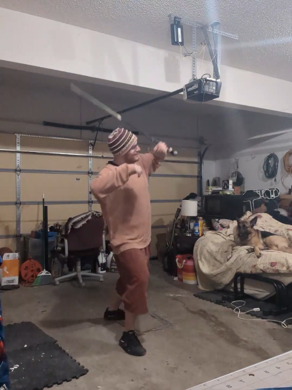 I land a trick I been working on #flow #foryoupage #arts #dance #sword #tiktok #LIVEhighlights #TikTokLIVE #LIVE 