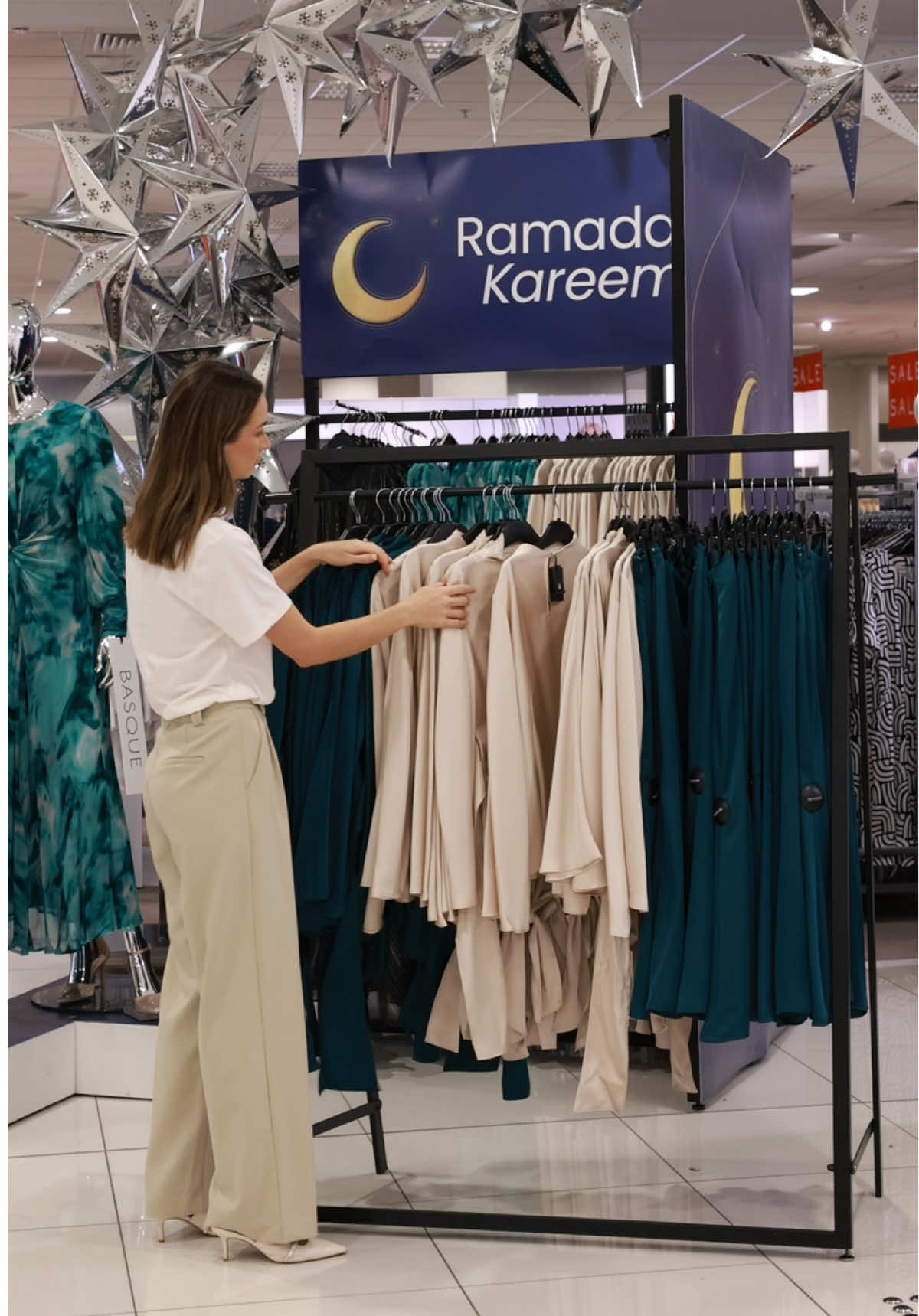 Stopping by my local Myer store to pick up some new pieces for Ramadan and Eid 🌙✨ @myer     #myer #myermystore #myerpartner #Ramadan #eid #ad 