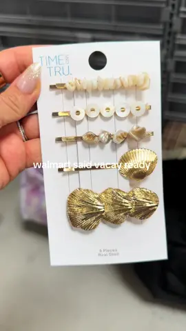 @Walmart said we have all your summer vacay accessories! I’m so impressed😎☀️👙⛱️🦀🐚 #walmart #walmartfinds #trendy 