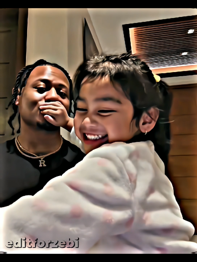 Quality time with lil one🖤 #fyp #zebbiana #zeinabharake #bobbyrayparksjr #RayNab #harakeparksfamily #savanahgaildr #foryoupage #editforzebi [ @Zeinab Harake ] [ @Ray1parks ]