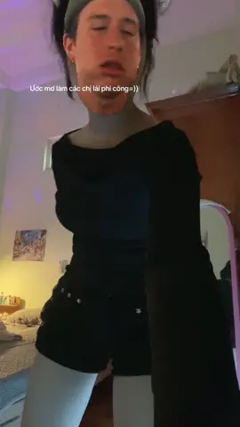 2 tay 2 em còn đủ=)))