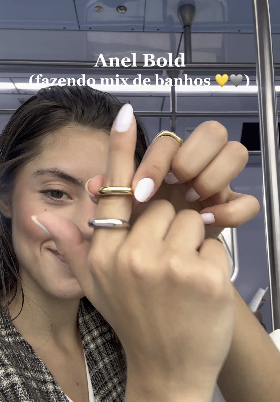 Atrasada sempre, sem acessórios NUNCA @Julia Toledo  ✨💁🏻‍♀️🤩