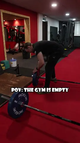 Innovation at it’s finest 😅🤣 • @fitnessfactoryleicester  Come down and see why we’re the #1 gym in Leicester! Day passes available 🏋️‍♀️🏋️‍♀️ #fitnessfactory #gym #gymtips #Fitness
