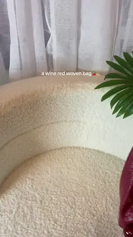 Affordable woven bag🍒💫  #bag #wovenbag #womenbag #cutebag #retrobag #handbag #fyp #trending #viral 