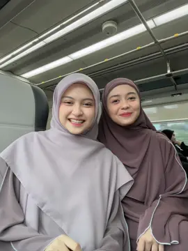 Dia lagiii @Azkah zahra 