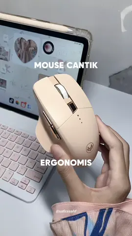 serius ini mouse designnya cakep, warnanya juga cakep, aesthetic parah! dan yang dapet di harga promo fix beruntung banget 🫵 #mousewireless #mousegaming #aesthetic #mouse #mofiip6