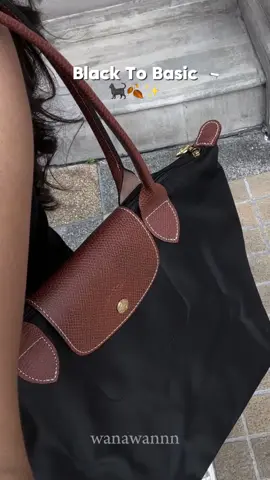 Longchamp สีดำรุ่นขายดี เป็นสีที่ใช้ง่าย แต่งตัวง่ายแน่นอนค่ะ🥰🖤 #รีวิวกระเป๋า #กระเป๋าแบรนด์เนม #longchamp #longchamplepliage #workbag 