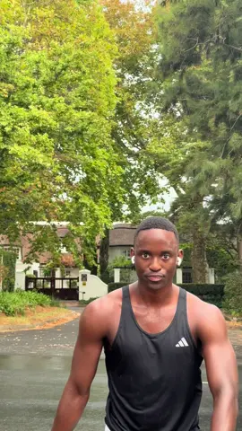 Counting down the days , just 13 to go until my first 21km race!  As a personal trainer, I’m always pushing boundaries, and this is my next big challenge.  Whether you’re a beginner or a seasoned athlete, let’s crush our goals together!  Who else is gearing up for their first or second 21km? Or how many ? 🤣  Share your tips and experiences in the comments, let’s support each other! @totalsportstwooceansmarathon #RoadTo21K #CapeTown #Fitness #Running #TwoOceans