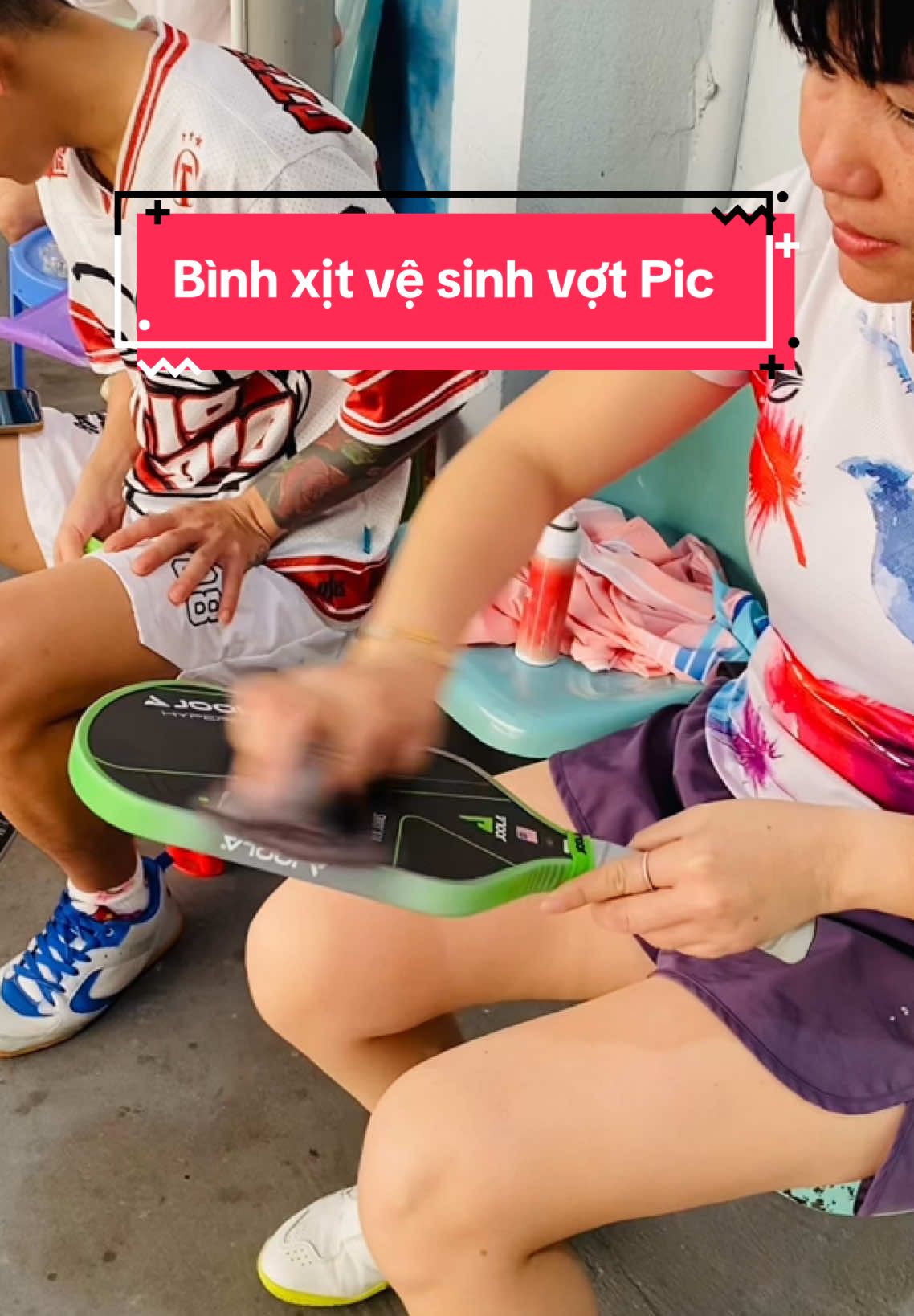 Bình xịt vệ sinh mặt vợt Ligpro