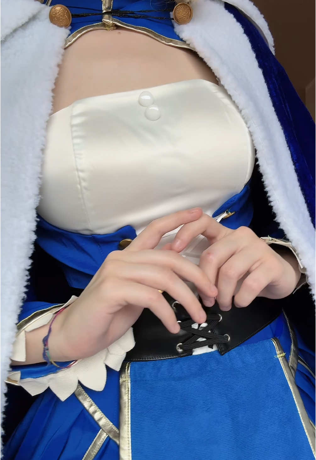 Are you my master?  #saber #sabercosplay #artoriapendragon #artoriapendragoncosplay #fategrandorder #fatego #fatestaynight #fatezero #fateseries #cosplay #fyp #foryoupagе #viral 