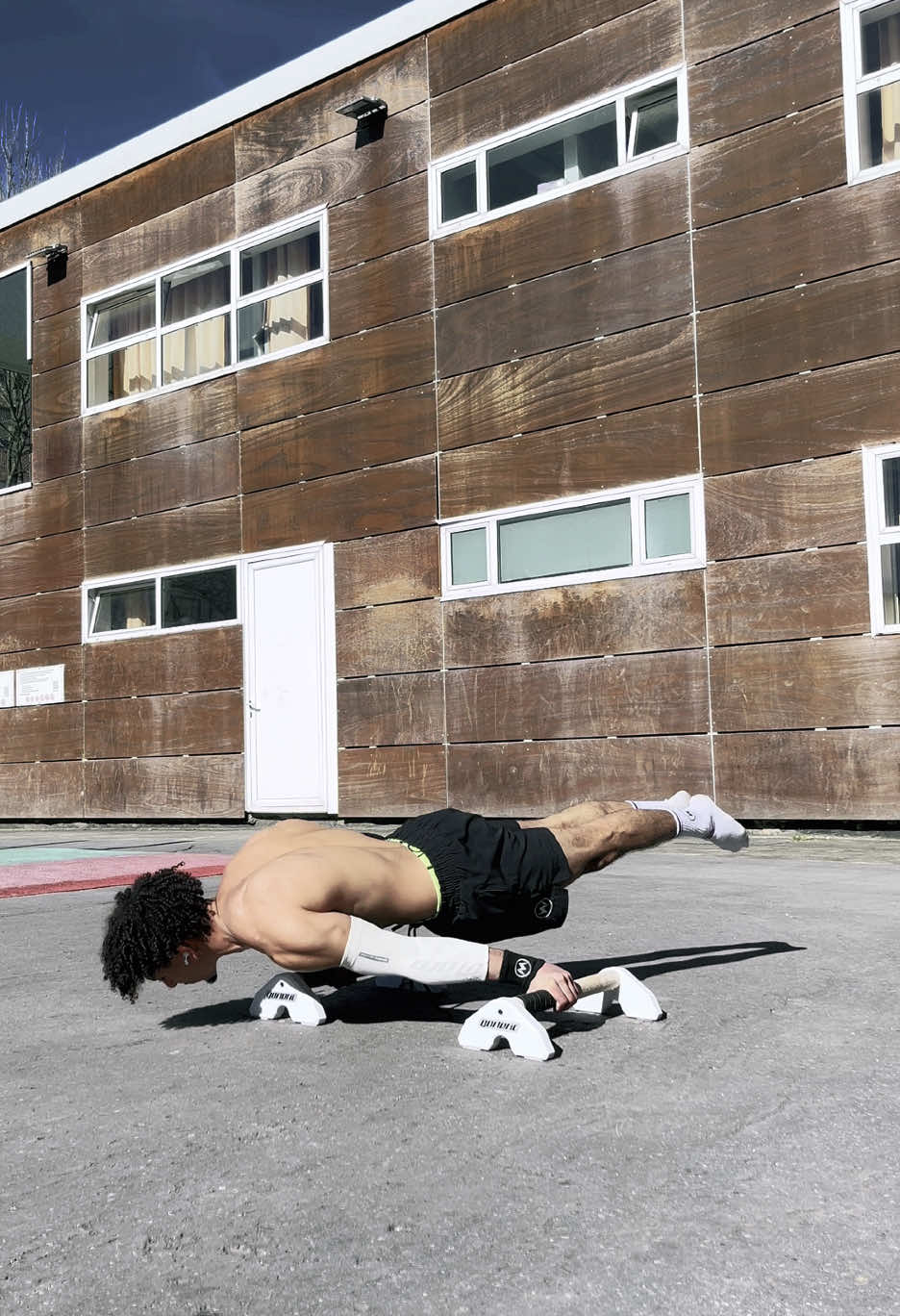 @Gorletic #streetworkout #calisthenics 